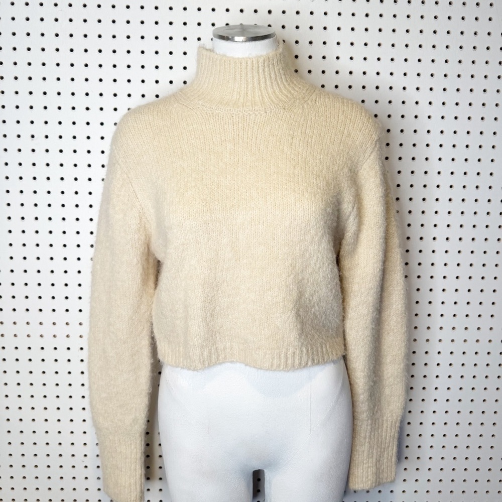 ZARA | Cropped Mock Turtleneck Sweater in Cream, Cozy Knit Sz. S